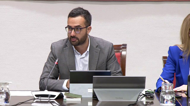 Investigación... el material sanitario para los efectos de la COVID-19.