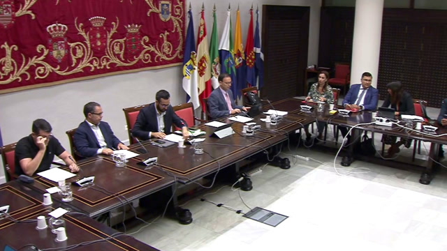 Investigación... el material sanitario para los efectos de la COVID-19.