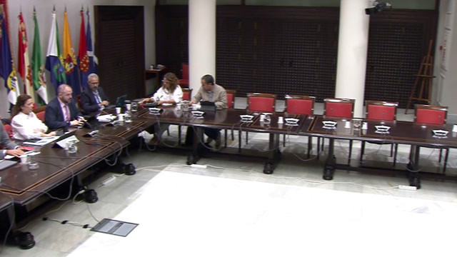 Sobre la revisión del Régimen Económico y Fiscal de Canarias