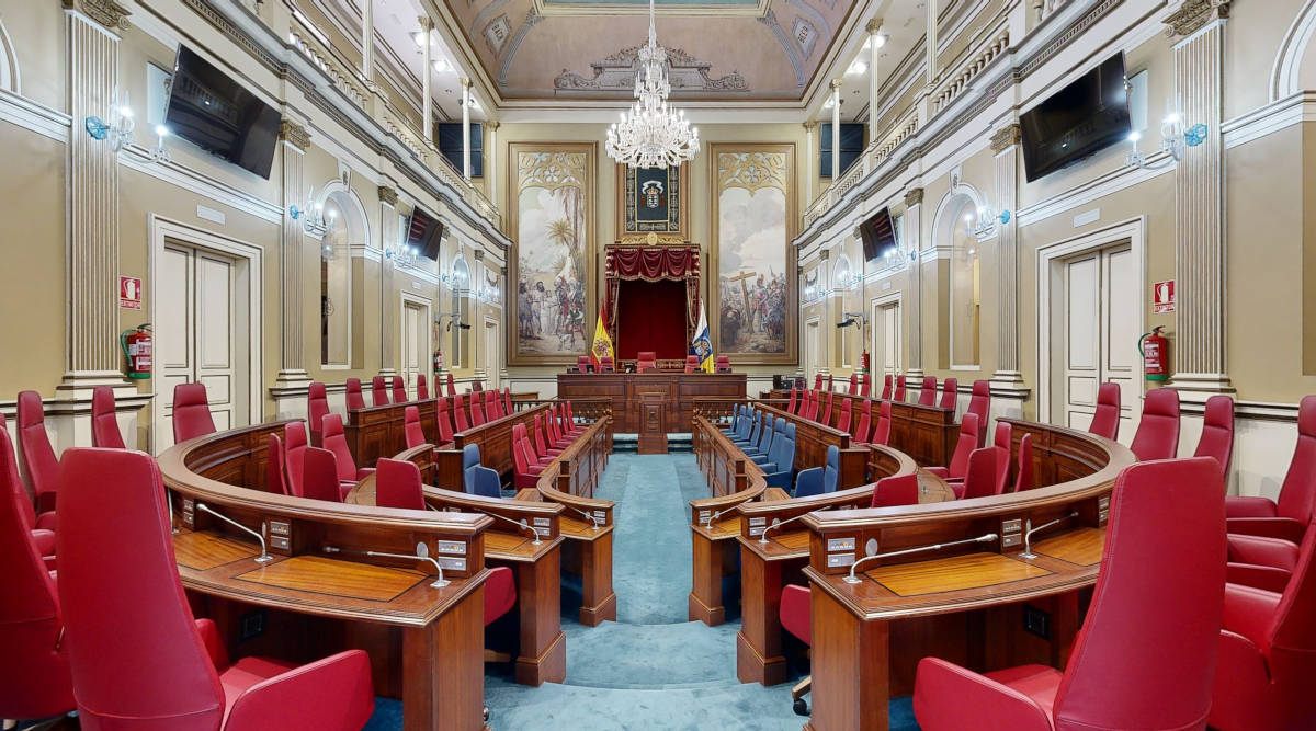 Declaración institucional del Parlamento de Canarias en conmemoración del VIII aniversario del silbo gomero como Patrimonio de la Humanidad. Demostración de silbo gomero